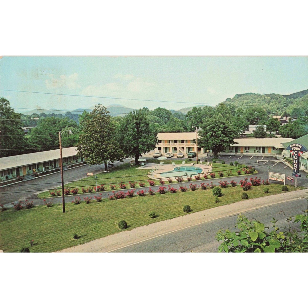 Down Town Court Motel Bryson City North Carolina NC Chrome Postcard US 19